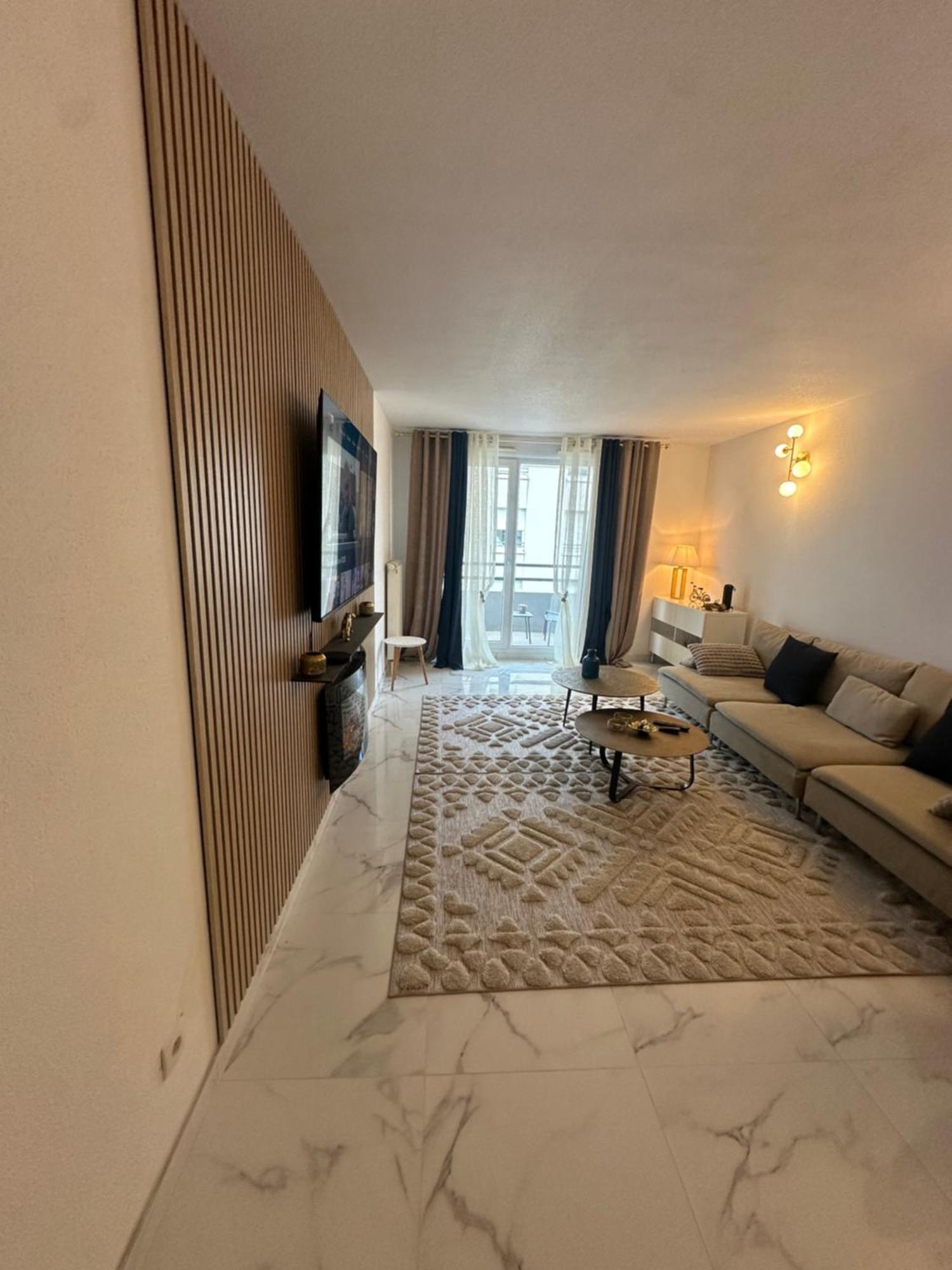Apartamento Tres Beau Trois Pieces Avec Vue Degagee *